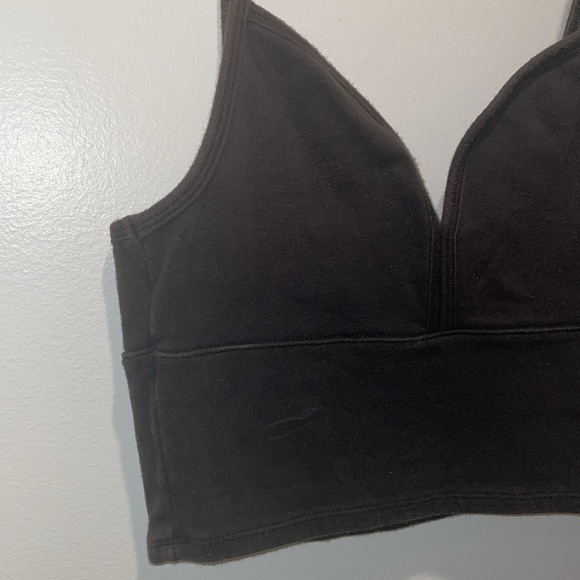 Hollister Black Deep Heart Neckline Crop Top - Picture 3 of 6